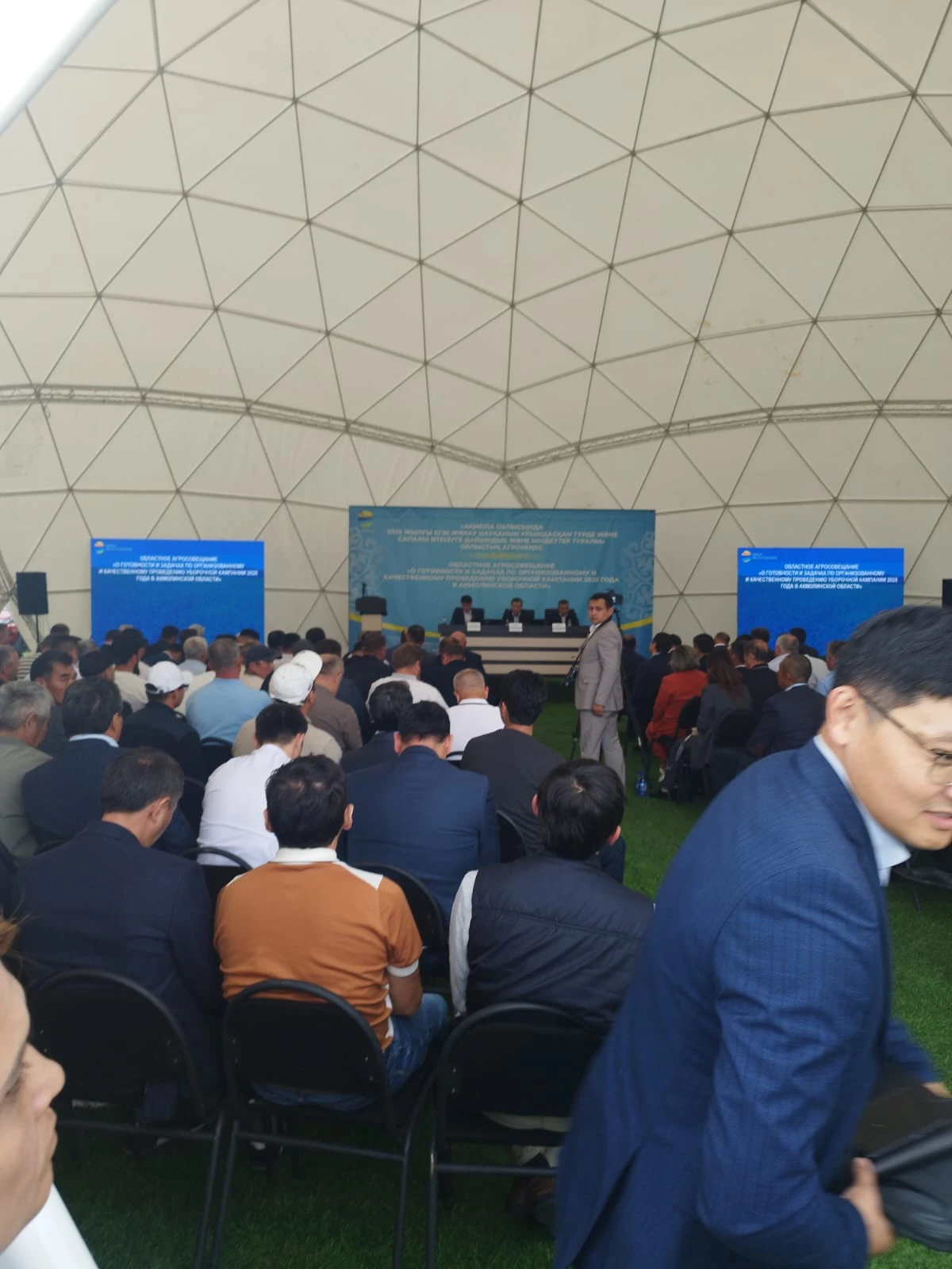 LED экраны в аренду в Астане — led ekran dlya vystavok astana